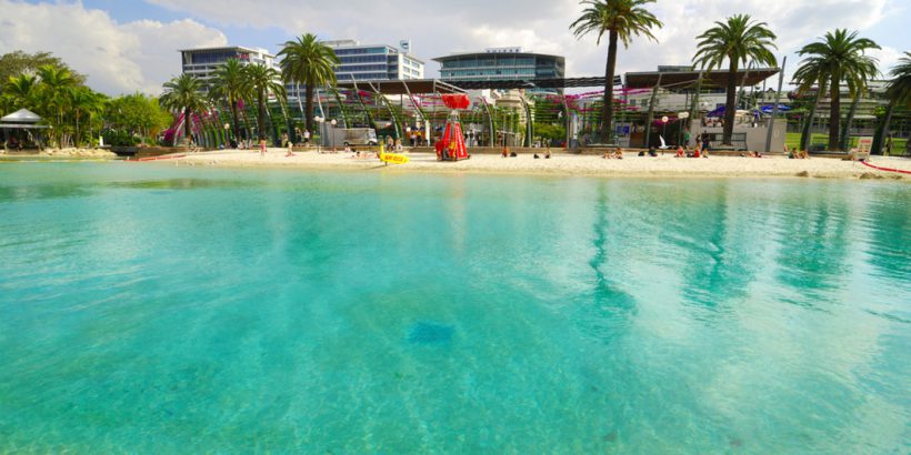 یک خانواده شاد